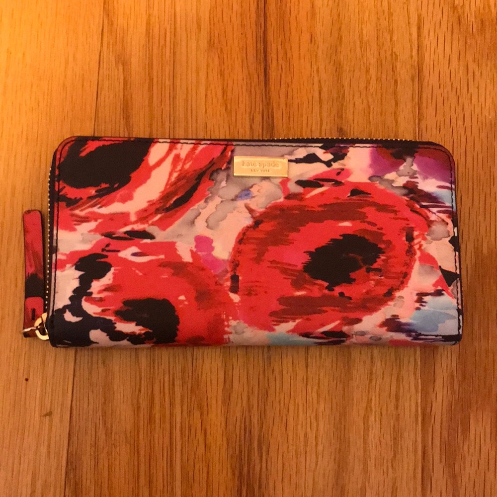 Kate Spade New York Wallet